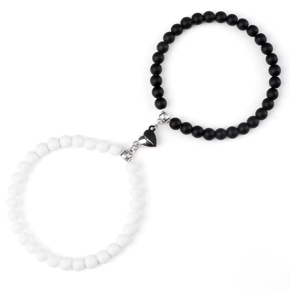 2 Pcs/Set Natural Stone Beads Bracelets Couples Fashion Black White Heart Magnet Connected Stretch Bangles for Women Men Jewelry