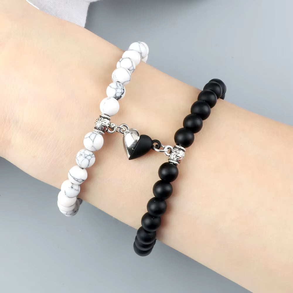 2 Pcs/Set Natural Stone Beads Bracelets Couples Fashion Black White Heart Magnet Connected Stretch Bangles for Women Men Jewelry